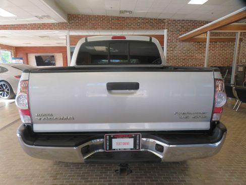 Used 2010 Toyota Tacoma PreRunner image 63
