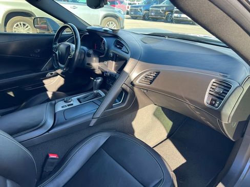 Used 2016 Chevrolet Corvette Stingray Coupe w/ 2LT Preferred Equipment Group image 23