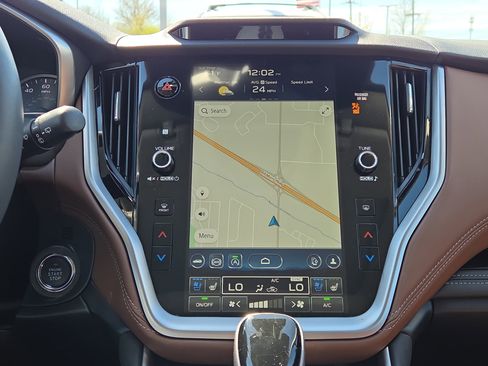 Used 2025 Subaru Outback Touring XT image 25