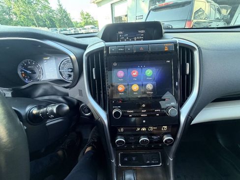 Used 2019 Subaru Ascent Touring AWD/4WD image 12