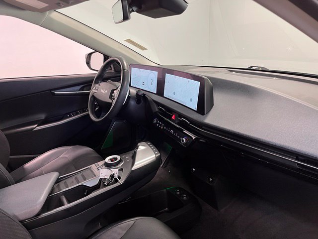 Used 2023 Kia EV6 Wind w/ Wind Technology Package AWD/4WD image 11