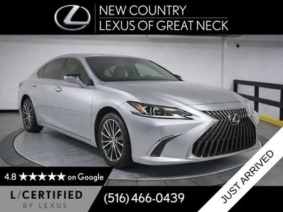 Certified 2022 Lexus ES 350 w/ Premium Package