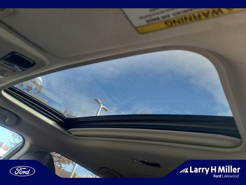 Used 2017 Subaru Outback 2.5i Limited image 33