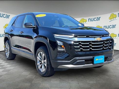 Used 2026 Chevrolet Equinox LT AWD/4WD image 1