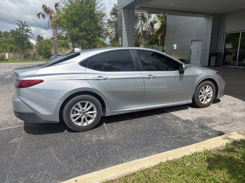 Used 2026 Toyota Camry LE FWD image 3