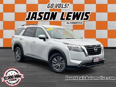 Used 2025 Nissan Pathfinder SV