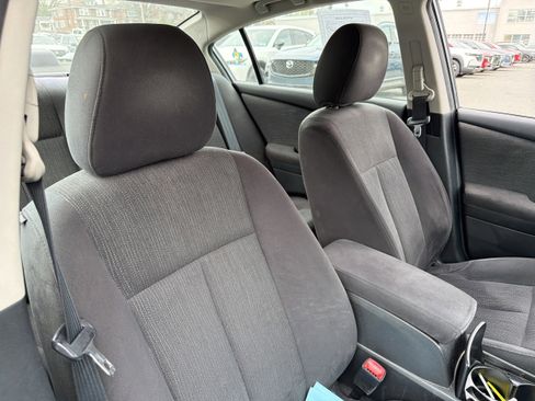 Used 2011 Nissan Altima 2.5 S w/ Convenience Pkg image 9