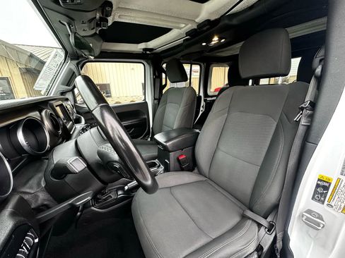 Used 2021 Jeep Wrangler Unlimited Sport image 18