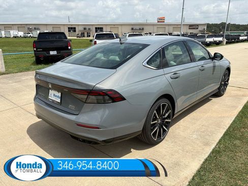 New 2026 Honda Accord Hybrid Touring image 6