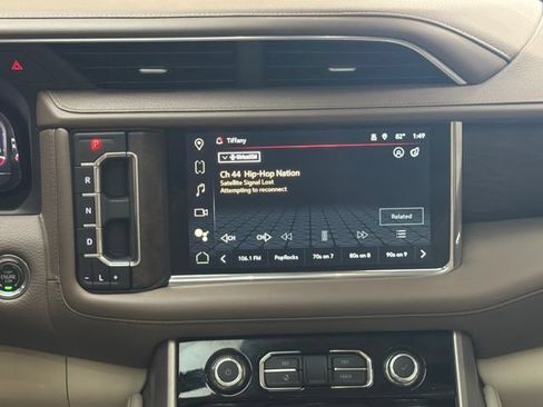 Used 2023 GMC Yukon Denali AWD/4WD image 18