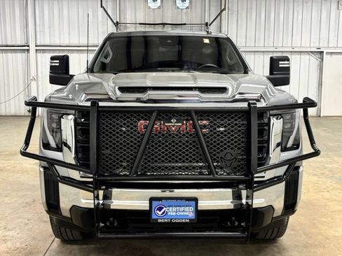 Used 2025 GMC Sierra 2500 Pro AWD/4WD image 2