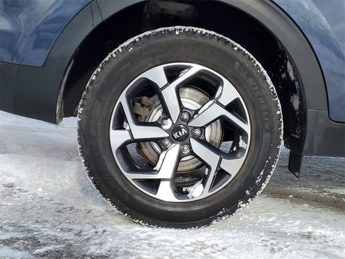 Used 2020 Kia Sportage LX image 5