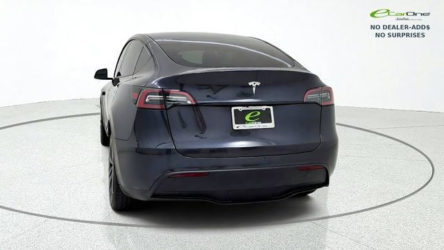 Used 2025 Tesla Model Y Long Range RWD image 7