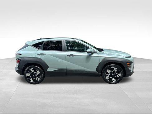Used 2024 Hyundai Kona SEL FWD image 7