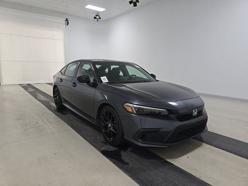 Used 2023 Honda Civic Sport image 1