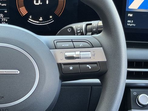 New 2026 Hyundai Tucson SE image 14