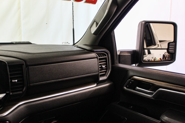 Used 2026 Chevrolet Silverado 2500 LT AWD/4WD image 23