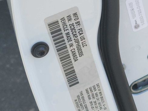 Used 2023 Chrysler 300 C RWD image 25