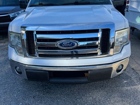 Used 2012 Ford F150 XLT image 3