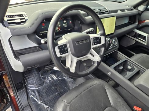Used 2023 Land Rover Defender 130 SE AWD/4WD image 19