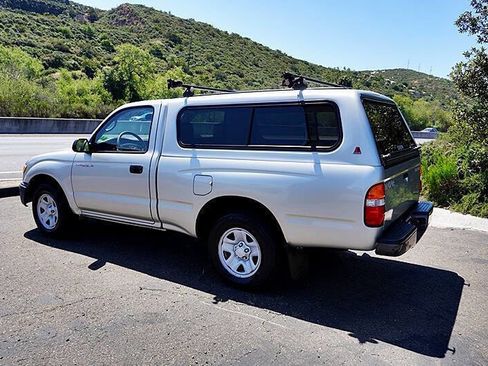 Used 2003 Toyota Tacoma 2WD Regular Cab image 9