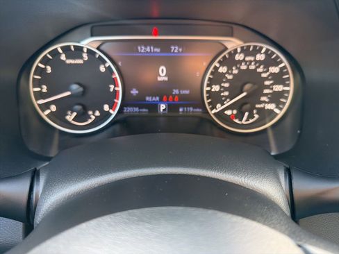 Used 2025 Nissan Altima 2.5 SV image 29