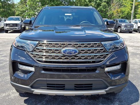 Certified 2023 Ford Explorer King Ranch AWD/4WD image 2