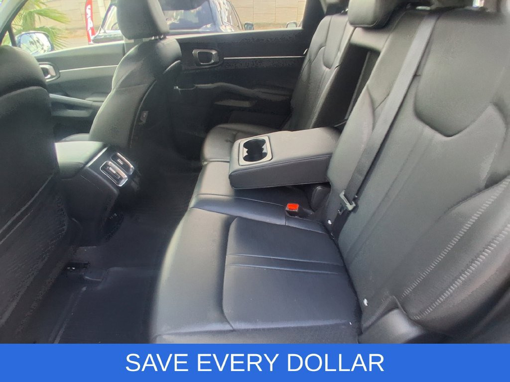 Used 2026 Kia Sorento S FWD image 14