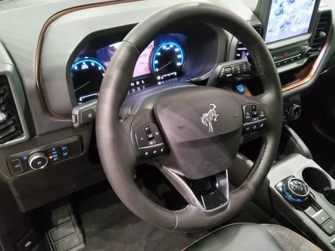 Used 2024 Ford Bronco Sport Outer Banks AWD/4WD image 19