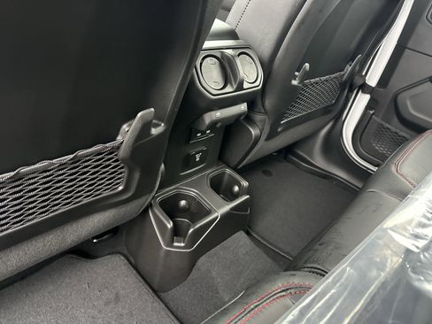 New 2026 Jeep Gladiator Rubicon image 13