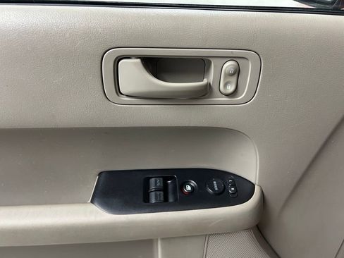 Used 2011 Honda Element EX image 17