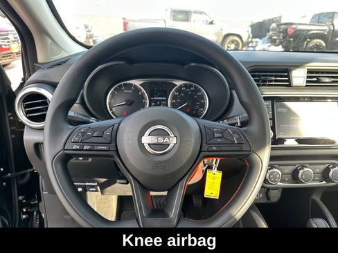 Used 2025 Nissan Versa S w/ Trunk Package FWD image 17