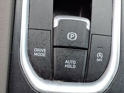 Used 2019 Hyundai Santa Fe SEL image 14