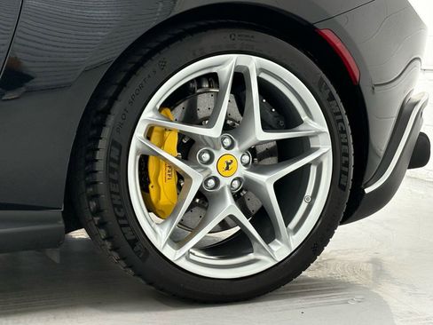 Used 2025 Ferrari Roma Spider image 46