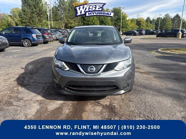 Used 2019 Nissan Rogue Sport S AWD/4WD image 2