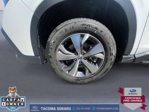 Certified 2025 Subaru Ascent Premium AWD/4WD image 9