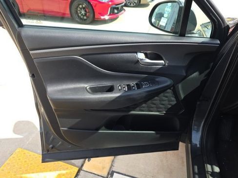 Used 2019 Hyundai Santa Fe SE FWD image 5
