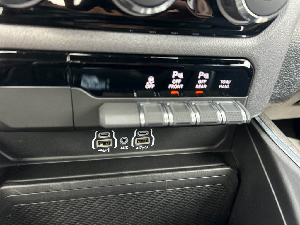 Used 2025 RAM 1500 HFE RWD image 28
