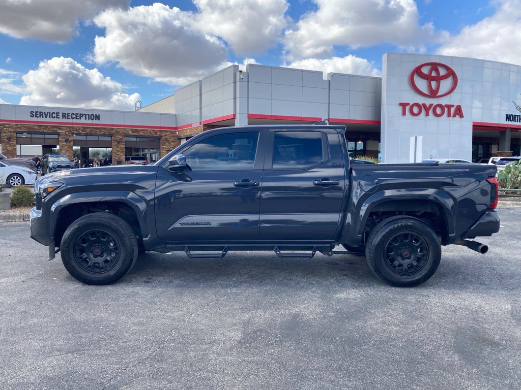 Used 2025 Toyota Tacoma SR5 RWD image 8