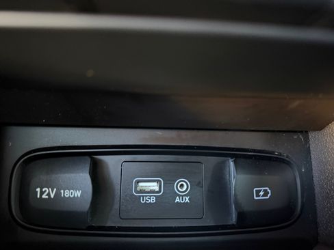 Used 2020 Hyundai Santa Fe SEL FWD image 31