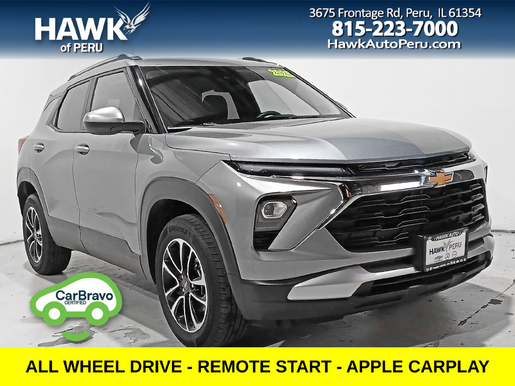 Used 2025 Chevrolet TrailBlazer LT AWD/4WD image 1