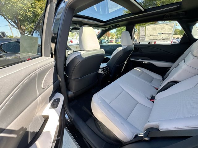 New 2026 Lexus RX 350 w/ Convenience Package AWD/4WD image 39