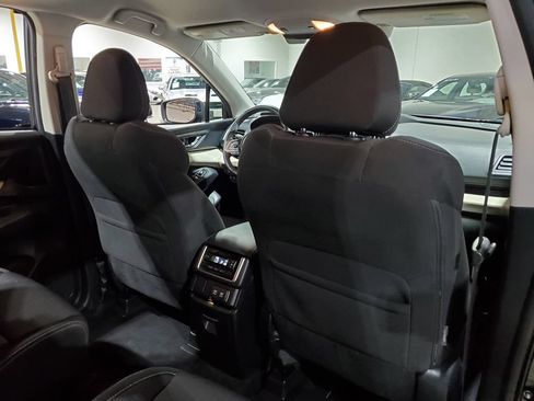 Used 2020 Subaru Ascent Premium w/ Convenience Package AWD/4WD image 21