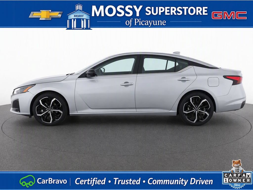 Certified 2025 Nissan Altima 2.5 SR FWD image 7