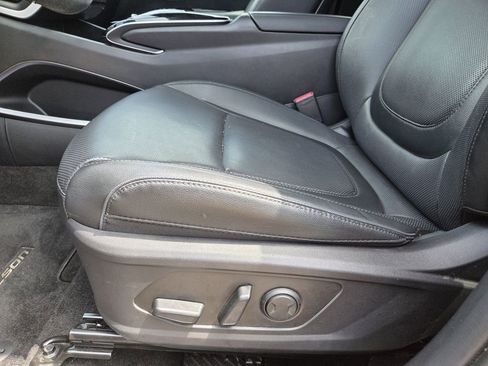 Certified 2024 Hyundai Tucson Limited AWD/4WD image 17