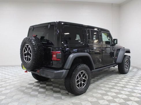 Used 2025 Jeep Wrangler Unlimited Rubicon image 13