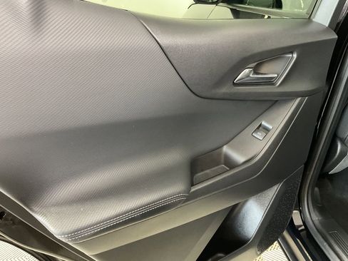 Used 2026 Chevrolet Equinox LT w/ Convenience Package II AWD/4WD image 18