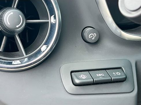 Used 2022 Chevrolet Camaro SS image 10