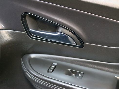 Used 2020 Buick Encore Preferred AWD/4WD image 9