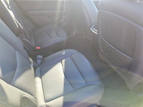 Used 2025 Cadillac XT6 Premium Luxury image 37